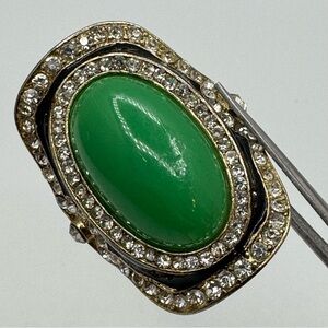 Green Cabochon Stretch Ring w/ Rhinestone Halo – Statement Cocktail Ring